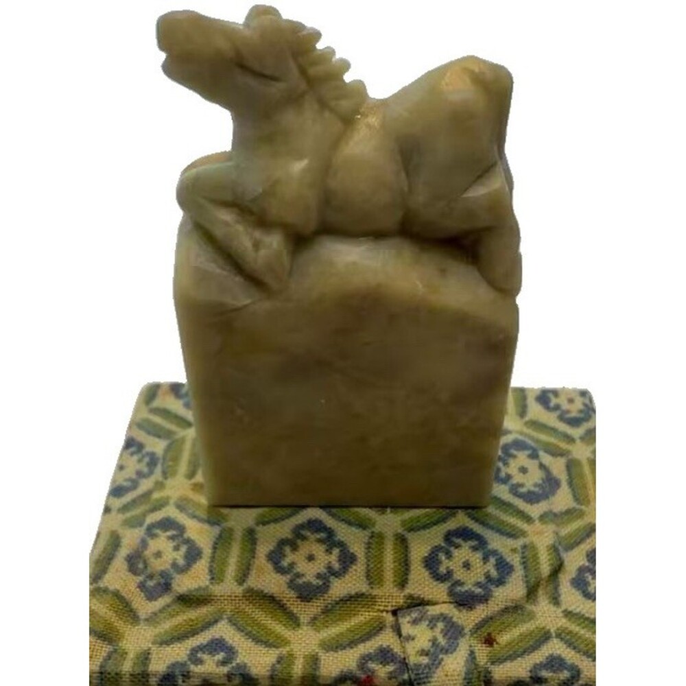 VNTG Chinese Seal Chop Carved Horse Soapstone Sculpture YEAR OF THE HORSE  W/Box